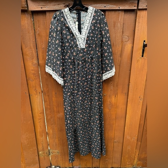 Vintage prairie dress - Picture 6 of 15